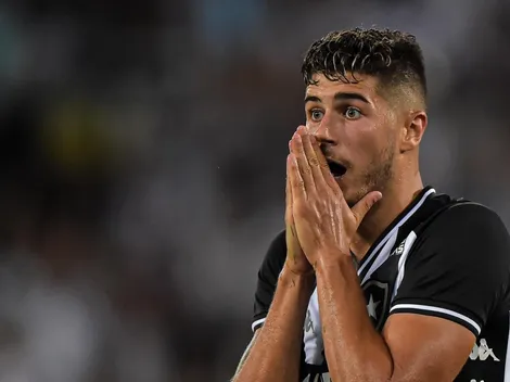 Indicado por Carille, medalhão “repete” Pedro Raul e fecha com o Goiás