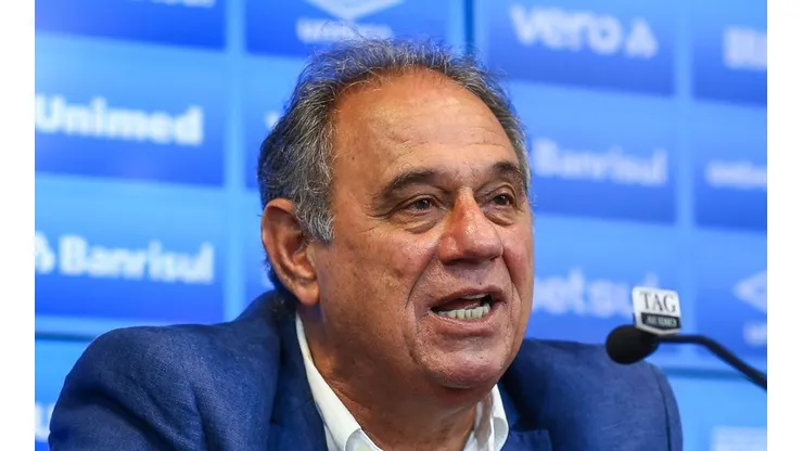 Foto: Lucas Uebel /Grêmio FBPA - Dênis Abrahão revela saída de dois atletas do Grêmio