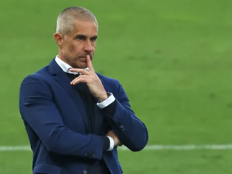 Após saída do Corinthians, Sylvinho analisa opções e volta à Europa não é descartada