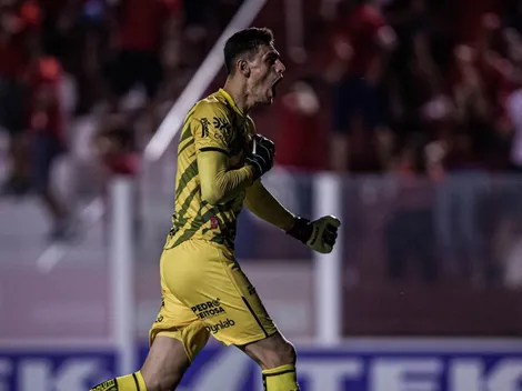 Há um ano no Vila, Georgemy faz promessa à torcida colorada