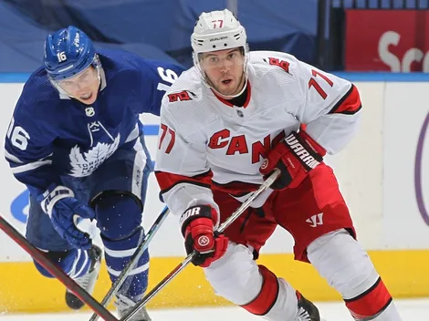 Em um jogão, Maple Leafs vencem Hurricanes na prorrogação pela NHL
