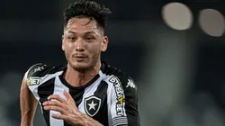 Foto: Jorge Rodrigues/AGIF - Oyama foi destaque pelo Botafogo em 2021.
