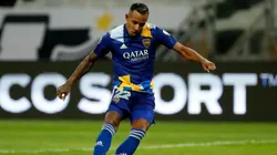 Atacante tem passagem pelo Boca Juniors.