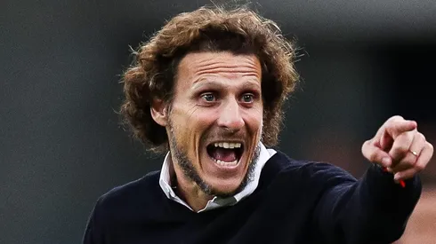 (Photo by Buda Mendes/Getty Images) - Forlán elogiou o reforço do Galo.