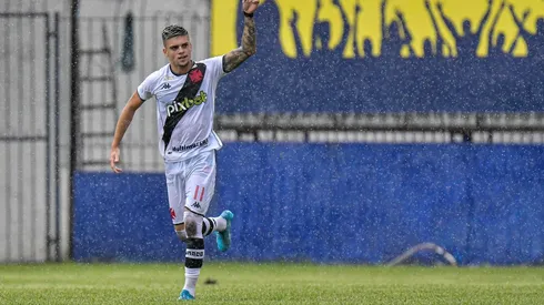 Thiago Ribeiro/AGIF - Pec comemora golaço que viralizou pelo Vasco