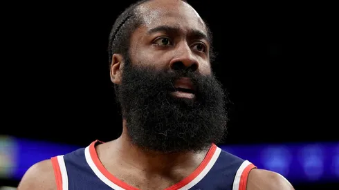 Jason Miller/Getty Images - Harden defendendo os Nets, mas pode não ser por muito tempo