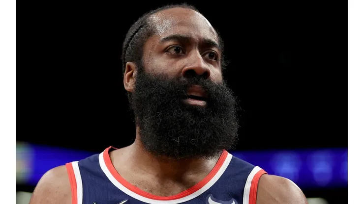 Jason Miller/Getty Images - Harden defendendo os Nets, mas pode não ser por muito tempo