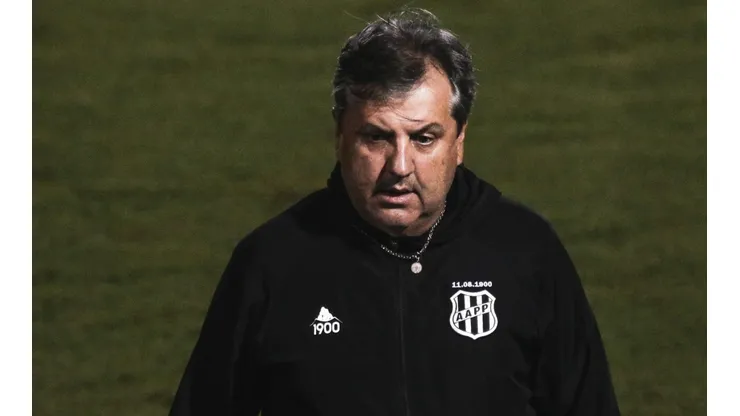 Ettore Chiereguini/AGIF/ Kleina não poupa equipe em segunda derrota da Ponte Preta no Paulistão
