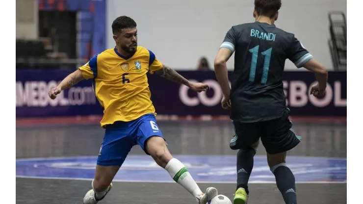 Thais Magalhães / CBF - Brasil e Argentina se enfrentaram neste sábado (5) pelas semifinais da Copa América de Futsal