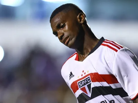 Vitinho vira alvo de ataques racistas e São Paulo sai em defesa do jogador