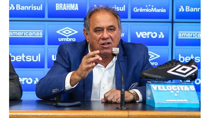 Foto: Lucas Uebel/Grêmio/Divulgação - Dênis Abrahão: dirigente também não gostou da atuação do Tricolor