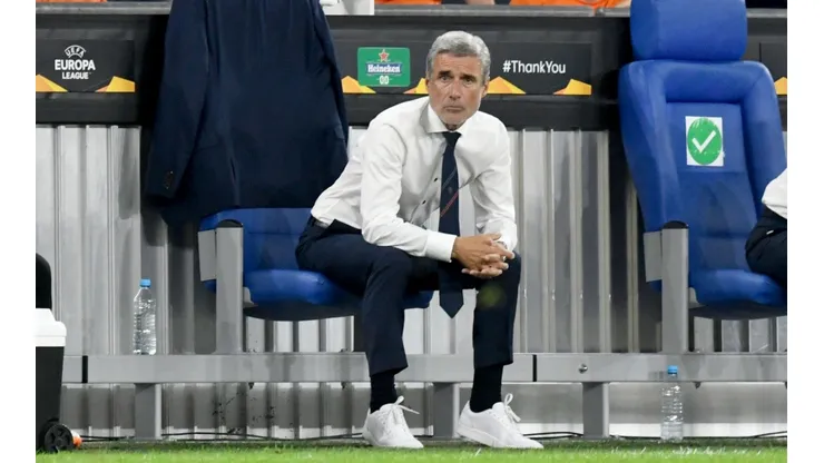 Luís Castro interessa ao Corinthians e já trabalhou com jogadores brasileiros