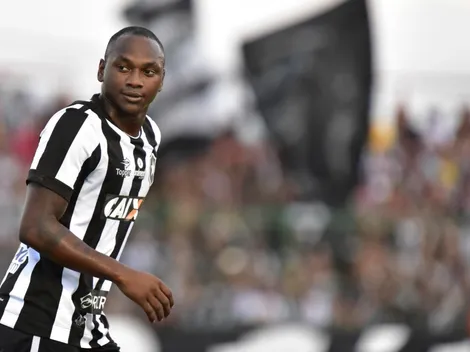 Sassá desabafa e “dedura” bastidores da saída do Botafogo