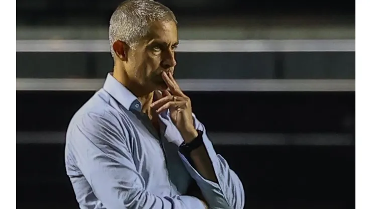 Diretoria descarta dois treinadores badalados para assumir Corinthians após saída de Sylvinho