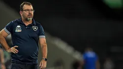 Foto: Thiago Ribeiro/AGIF - Enderson é informado e Botafogo terá baixa na equipe por até nove meses