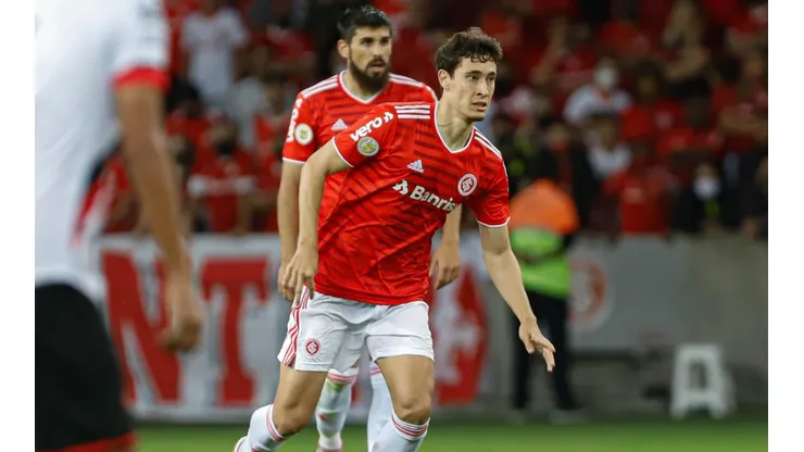 Foto: Maxi Franzoi/AGIF - Rodrigo Dourado em ação pelo Internacional