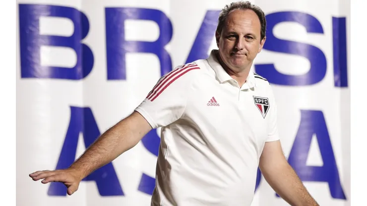 Rogério Ceni no comando do São Paulo pelo Brasileirão (Foto: Ettore Chiereguini/AGIF)