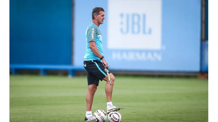 Mancini deve promover estreia de reforço pelo Grêmio neste fim de semana