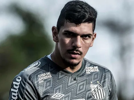João Paulo inflama vestiário do Santos antes da vitória contra o Corinthians
