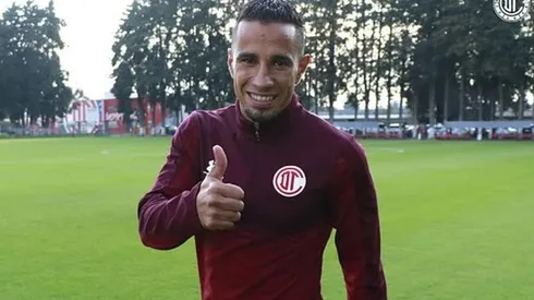 Camilo Sanvezzo tem se destacado no futebol mexicano; brasileiro é um dos cinco maiores artilheiros em atividade da história da Liga MX