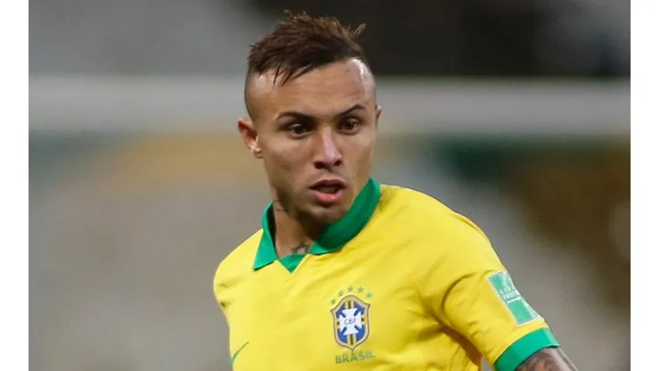 Foto: Miguel Schincariol / CBF - Cebolinha fica em "segundo plano" em viagem do Flamengo para a Europa