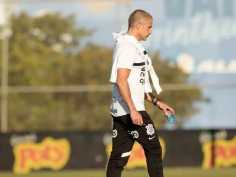 Após Sylvinho, Gaviões da Fiel exige demissão de dirigente do Corinthians