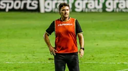 Foto: Rafael Vieira/AGIF - João Brigatti, treinador do Sampaio Corrêa