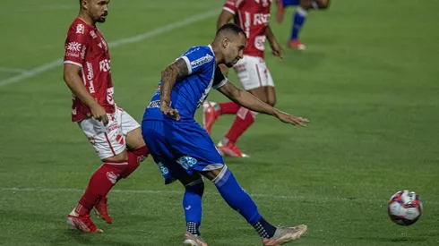 Foto: Celio Junior/AGIF - Marco Túlio projeta clássico contra o CRB