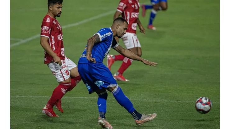 Foto: Celio Junior/AGIF - Marco Túlio projeta clássico contra o CRB