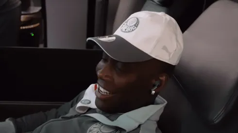 Foto: Divulgação TV Palmeiras - Patrick de Paula em viagem para o Mundial de Clubes