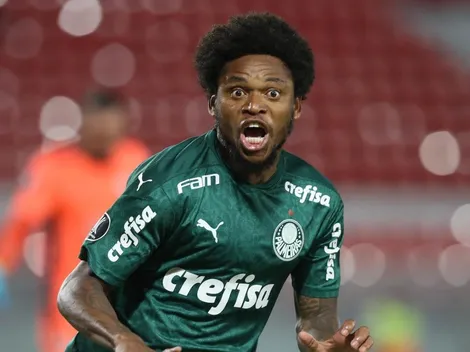Palmeiras rescinde contrato de Luiz Adriano