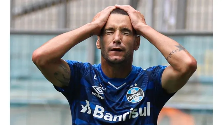 Foto: Maxi Franzoi/AGIF - Torcida não sente saudades do medalhão.
