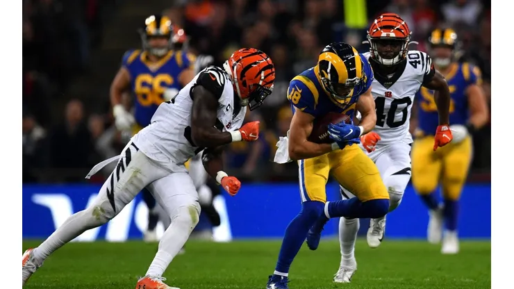 Justin Setterfield/Getty Images - Jogo entre Rams e Bengals. Em fevereiro, irão disputar o Super Bowl