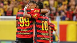 Foto: (Paulo Paiva/AGIF) - Nesta segunda (31), o Sport destrinchou as saídas de Gustavo e Mikael