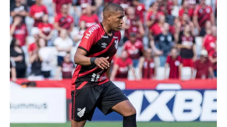 Foto: Robson Mafra/AGIF