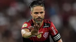 Foto: Thiago Ribeiro/AGIF - Diego foi testado entre os titulares de Paulo Sousa e Nação não gostou nadinha