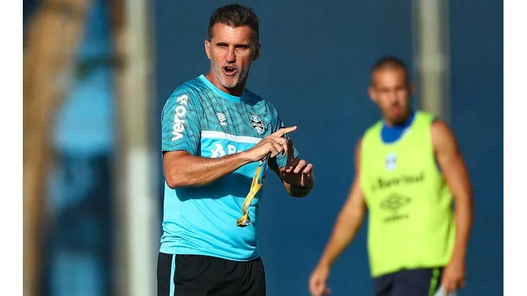 Foto: Renan Jardim / Grêmio FBPA / Divulgação - Mancini: não chamou a dupla para os treinos do profissional