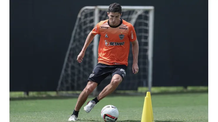 Nacho Fernández deve ser utilizado em outra função no Atlético-MG em 2022