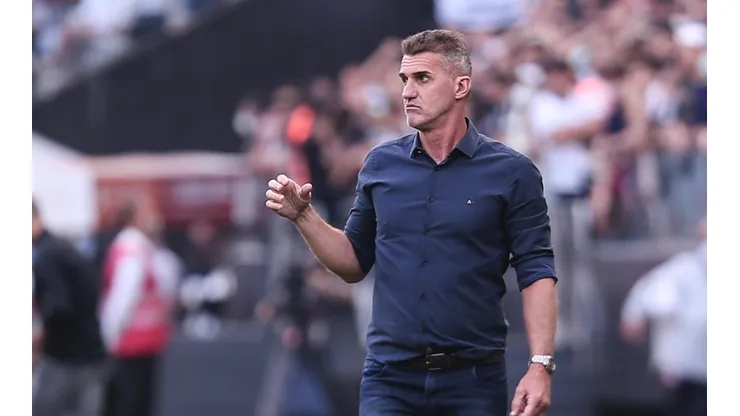 Foto: Ettore Chiereguini/AGIF - Vágner Mancini técnico do Grêmio
