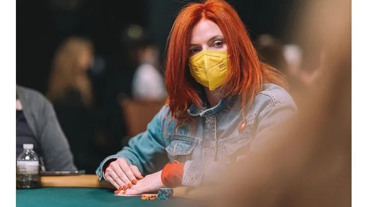 Jennifer Shahade em ação na WSOP (Foto: Hayley Hochstetler/PokerNews)