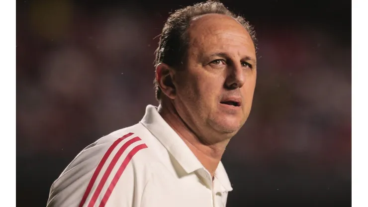 Foto: Ettore Chiereguini/AGIF | Rogerio Ceni não poderá contar com algumas de suas peças