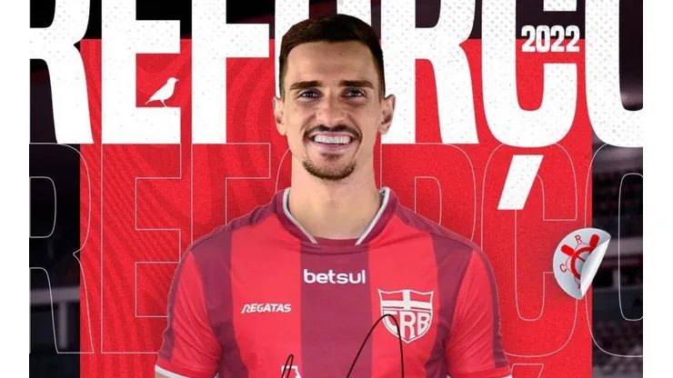 Foto: Divulgação/CRB - Maycon Douglas chegou nesta temporada ao CRB