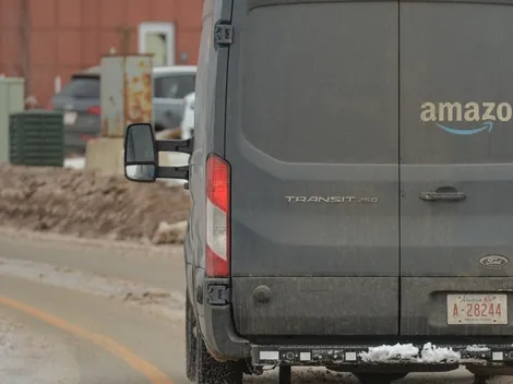 Após cupons cumulativos da Amazon, consumidores reclamam de cobrança no cartão; empresa é notificada pelo Procon-SP