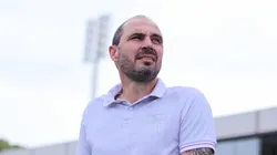 Foto: Joao Vitor Rezende Borba/AGIF - Treinador do CRB apontou desfalques na zaga como problema no entrosamento do setor