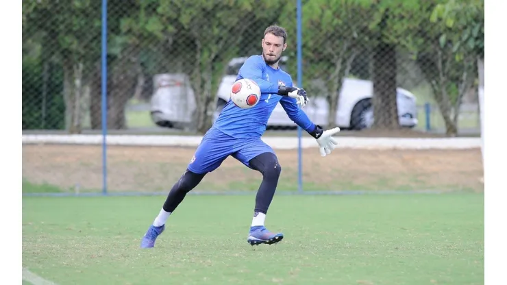 Thomazella deve começar a temporada como titular na Portuguesa (Foto: Dorival Rosa/Portuguesa)