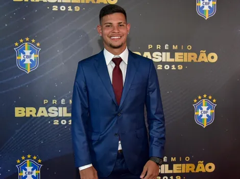 Lyon nega que há acordo com Newcastle para transferência de Bruno Guimarães