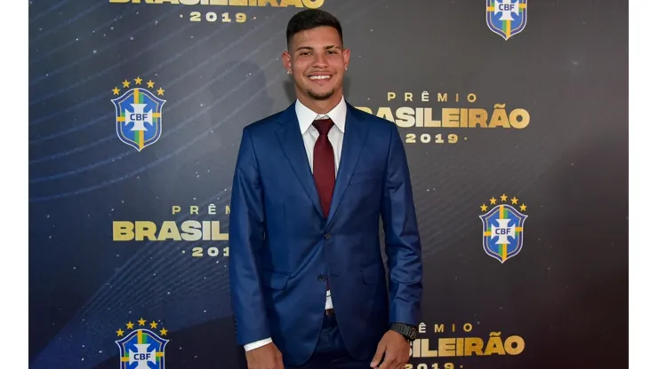 Bruno Guimarães (Foto: Thiago Ribeiro/AGIF)