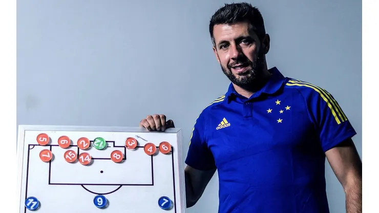 Foto: Gustavo Aleixo/Cruzeiro - Treinador inicia oficialmente seu trabalho no comando da Raposa.