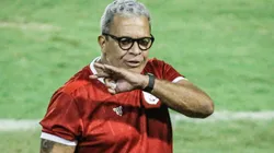 Foto: Paulo Paiva/AGIF | Hélio dos Anjos deve apostar em Robinho como titular durante a partida