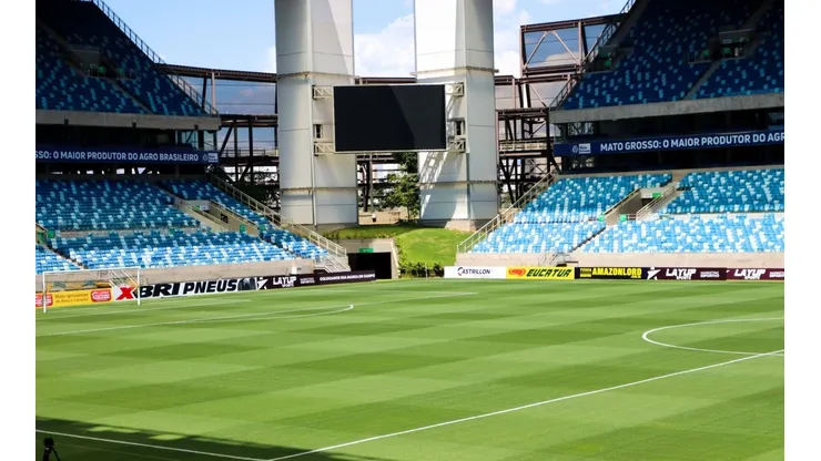 Gramado da Arena Pantanal (Foto: AssCom Dourado)